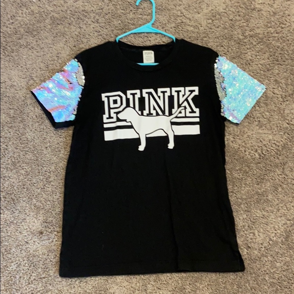 Super cute sequin shirt
